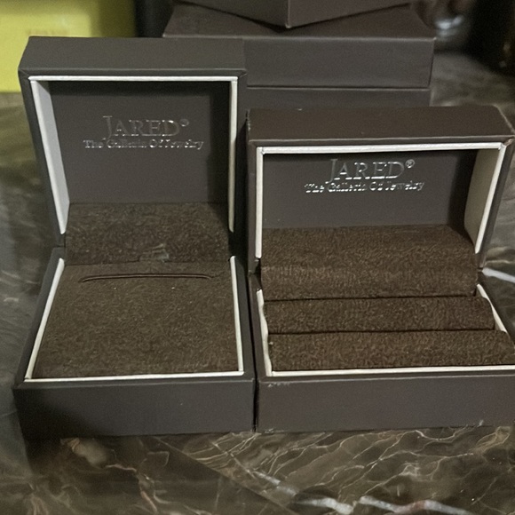 JARED JEWELRY GIFT BOXES ALL BROWN - Picture 4 of 4